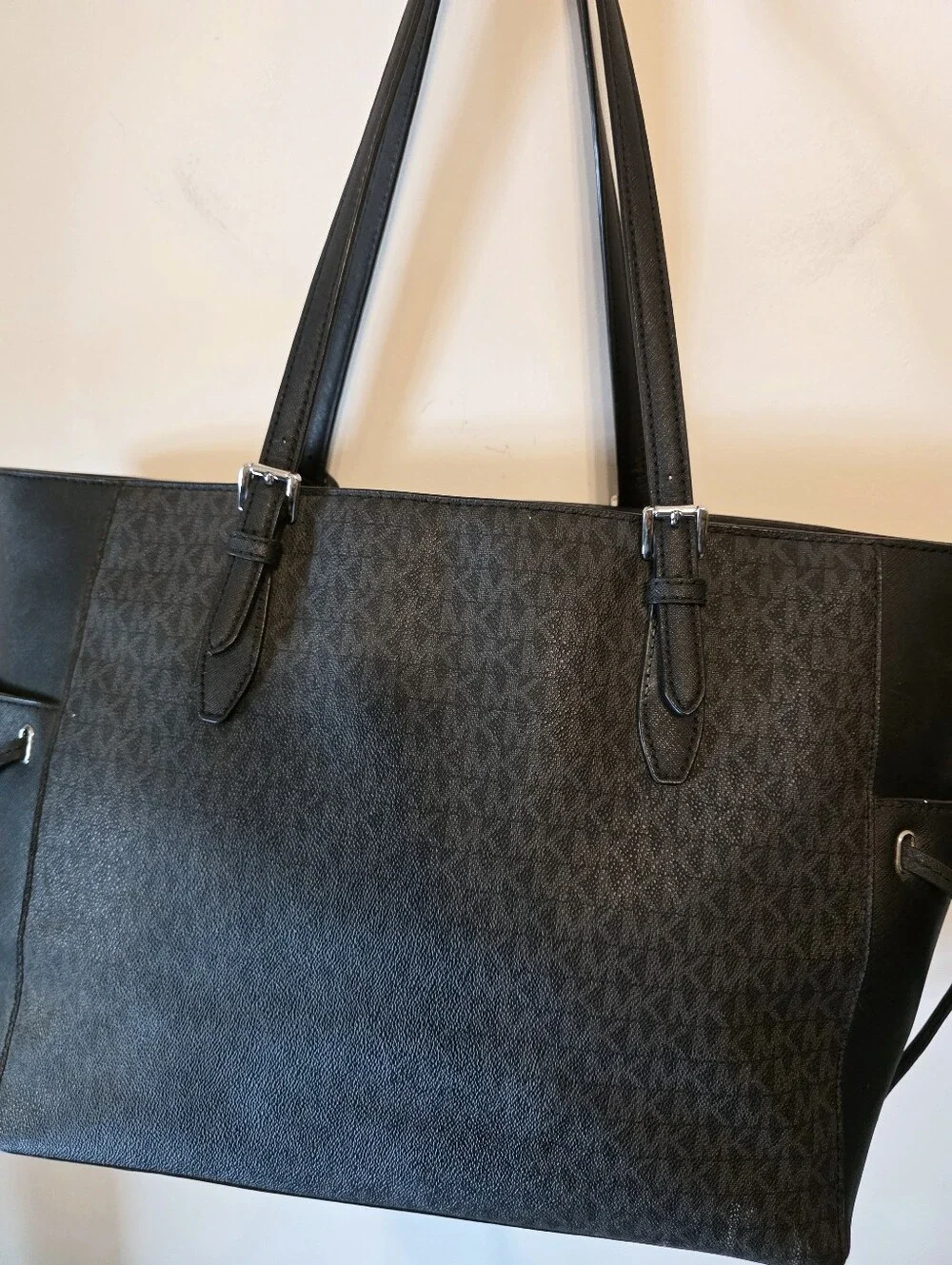 Michael Kors Gilly Large Zip Drawstring Travel Tote Bag Signature 35S1S2GT7B